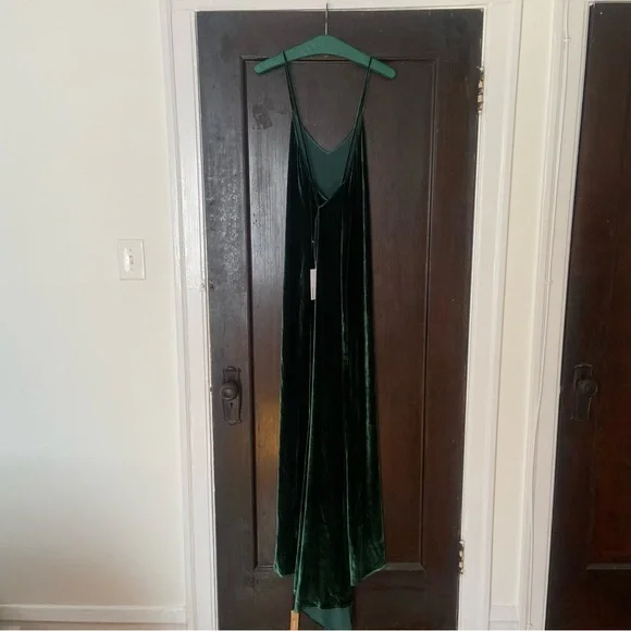 Reformation Dark Green Velvet Dress - Picture 4 of 8